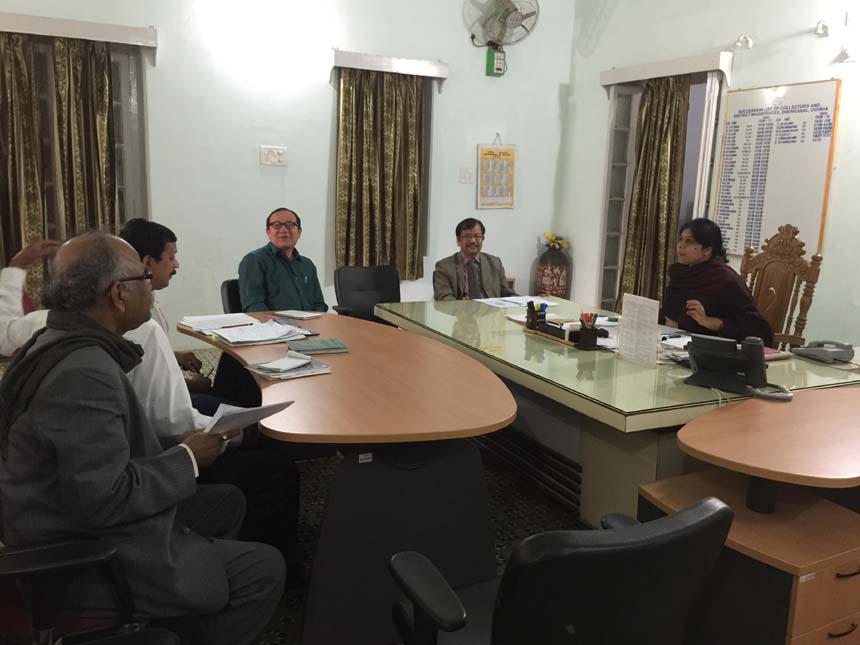Sri D.K.Samantray, MD/ASRL meeting with Mrs Roopa Roshan, IAS, Collector , Dhenkanal on Land Acquisition for Angul-Sukinda new rail-line project